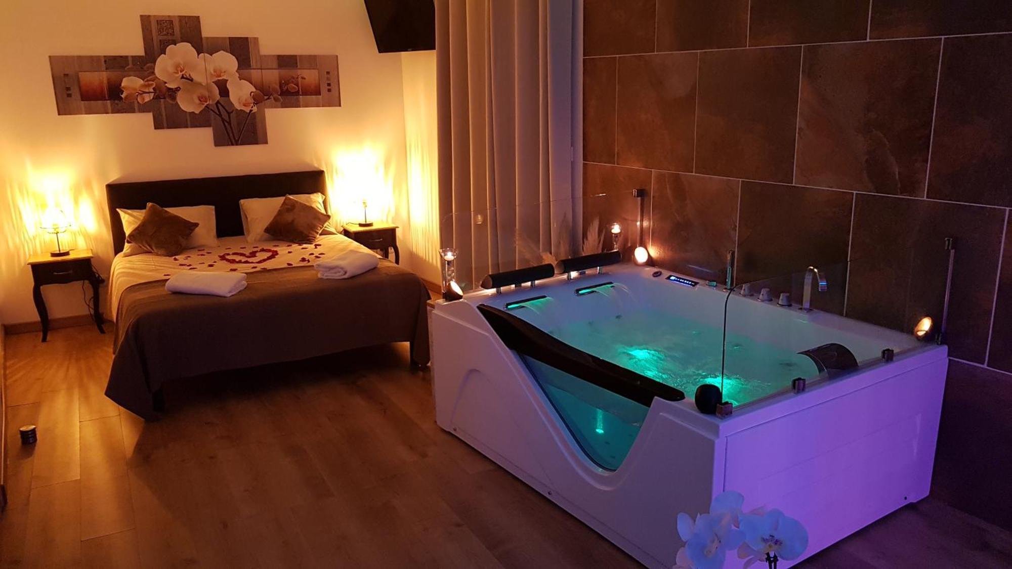 Love Room Jaccuzi Puisserguier Екстер'єр фото