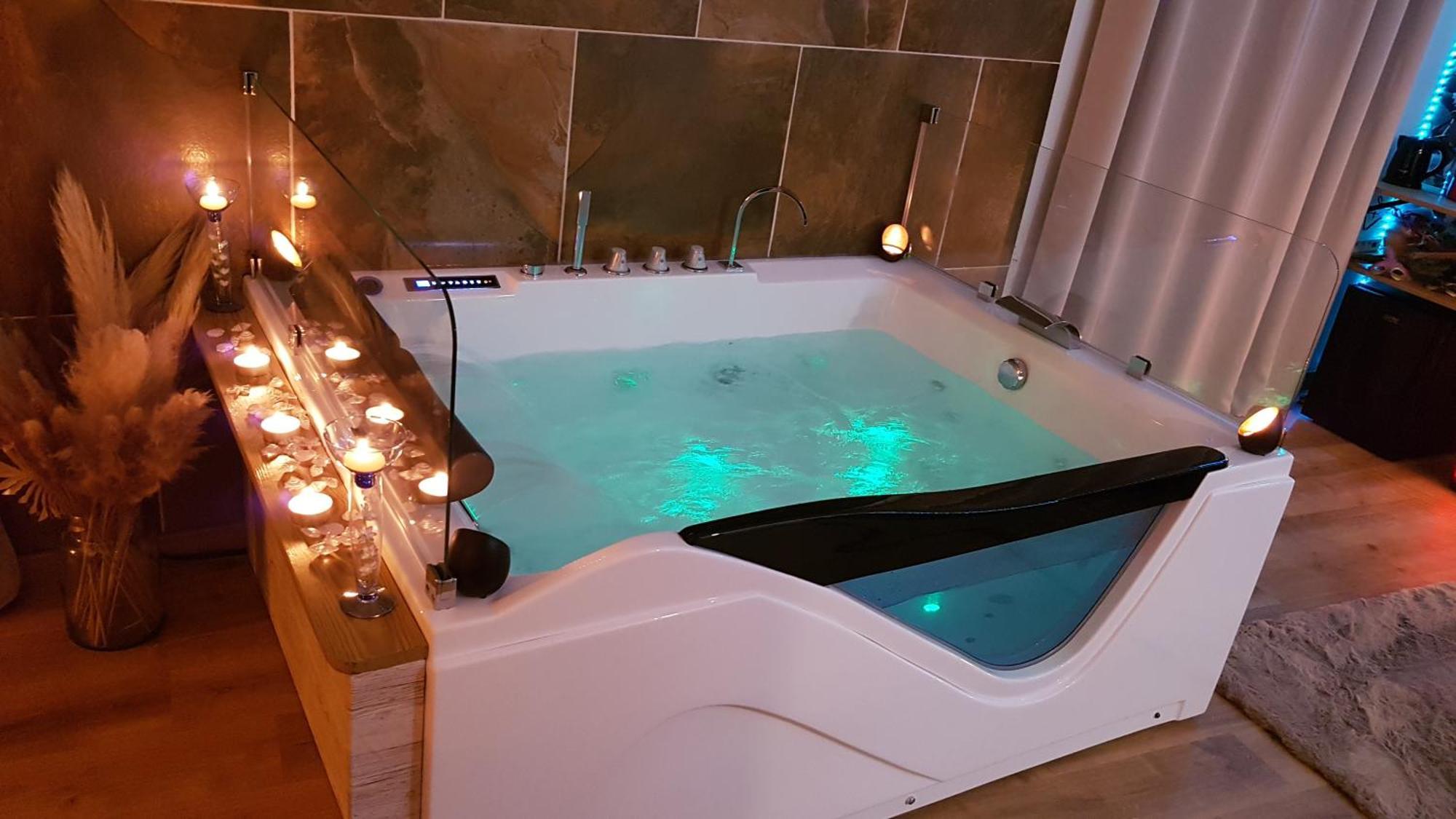 Love Room Jaccuzi Puisserguier Екстер'єр фото